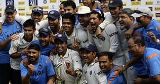 India beat Sri Lanka by an innings to top Test rankings  